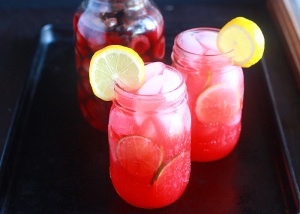 cherry-berry-vodka-lemonade-093